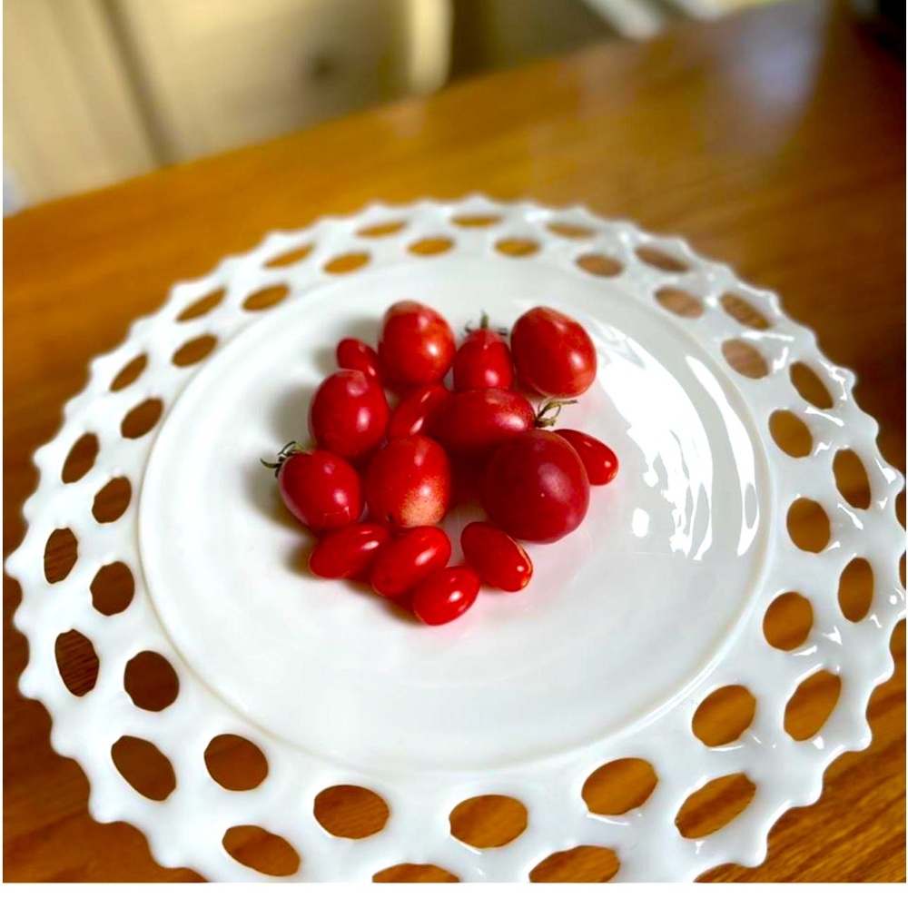 **antique** milk glass // pie stand